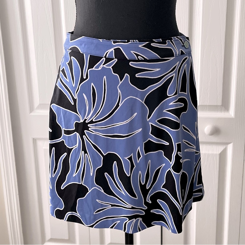 Michael Kors Skort Black and Blue Print Size 4